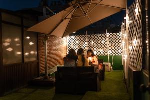 Yongsan Cozy Castle with Rooftop Garden for Families