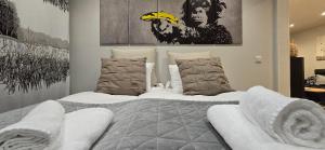 River View City Apartment