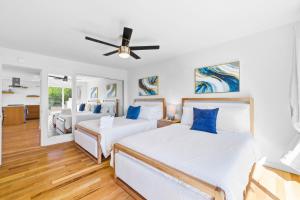 PB Ocean Views - Garage, Parking, King Bed
