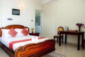 Queens Beach Hotel