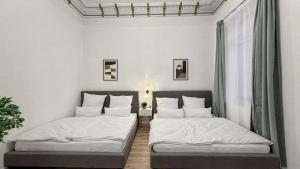 Denkmal-Apartment zentral in Krefeld mit hohen Decken