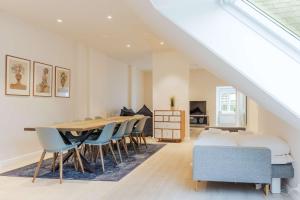 Stunning penthouse Prime location