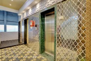 Hotel O Golden Suites