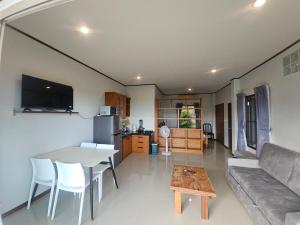 Seaview Studio Jungle