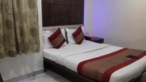 Saffron Inn-Near New Delhi Railway Station