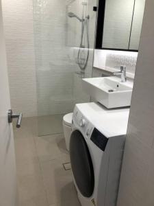 Mortlake Riverside Escape 2BR 2Bath Apt for 4