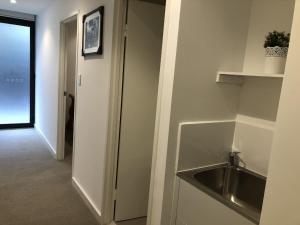 Mortlake Riverside Escape 2BR 2Bath Apt for 4