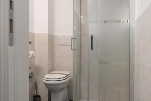 Cozy apartment-20 minutes walk to the Colosseum