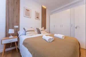 Spacious Deluxe Basement Ideal for 8 guests