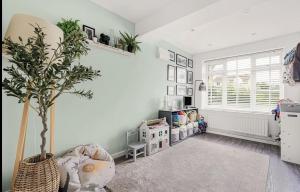 Lovely family home in friendly village of Bicester