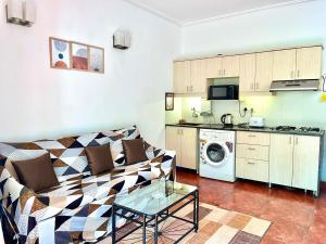 Cozy Boho Poolside 1BHK in Siolim Goa