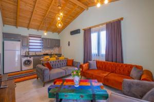 OZBİ-Conservative Villa in Fethiye Çamkoy for 4 person