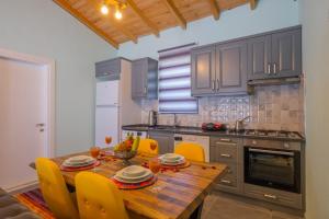 OZBİ-Conservative Villa in Fethiye Çamkoy for 4 person