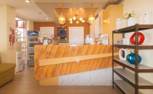 RedDoorz @ Benelio Suites Pavia Iloilo