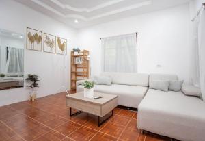 2-bedrooms sweet house, Bang Tao beach