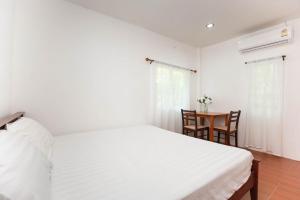 2-bedrooms sweet house, Bang Tao beach