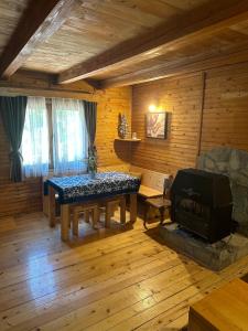 MM Lodge-Mountain House on the Road to Ski Center