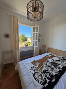 MAGNIFIQUE APPARTEMENT VUE MER, PISCINE, GOLF et TENNIS PRIVE