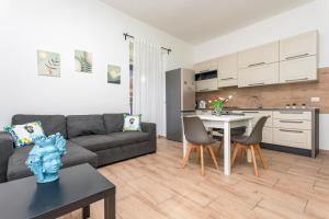 Eleven Holidays Home