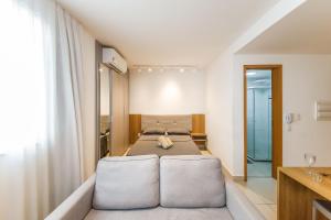 Studio Novo com ar ao lado da Igreja São Mateus