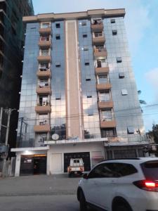 Fully Furnished rooms in an apartment near down town TF1