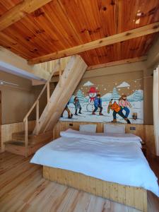 Yolo Hostel and Stays Sojha