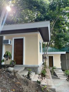 Alam Indah Beach Resort Busuanga