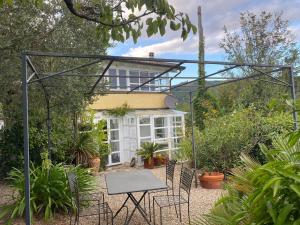 Ferienhaus Casa Pino mit eingezäuntem Garten in Ligurien zur Alleinnutzung