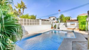 Els Poblets Ilona by CARLOSFERIEN