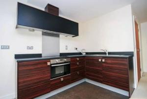 Home Away From Home 1 Bed Studio on Broad Street