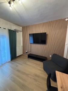 Evitas cozy Studio Next to Katehaki Metro