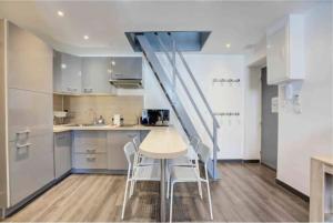 Cannes Appartement au centre-ville dernier étage