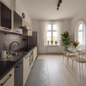 Silver Stone by Grafit