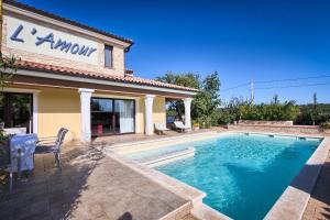 Villa Aldo with private pool by WiiBuk