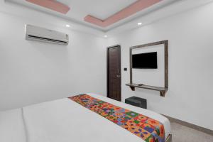 FabHotel Yatri Nivas - Assi Ghat