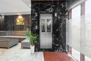 FabHotel Yatri Nivas - Nr Assi Ghat