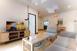 Japanese barnhouse Bang Tao beach