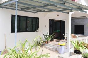 Japanese barnhouse Bang Tao beach