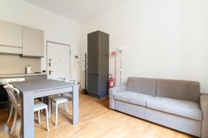 GuestHost - Modern Flat near Darsena