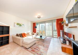 JBR High Floor 2BR Stunning Ain Dubai View