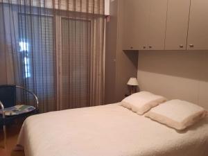 Cozy 1-bedroom apartment with sea view T144