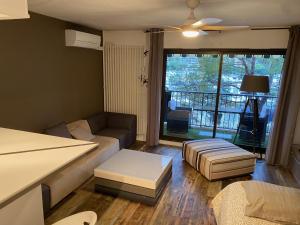 Beau Studio dans résidence de standing avec 2 piscines proche des commerces, transport et plage