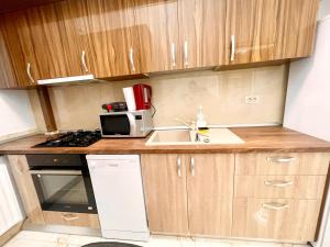 Central Address 22 - Palace of Parliament Area