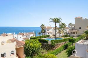 Penthouse Casares Beach