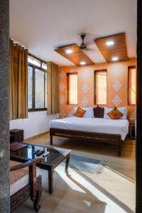 Rudrakshi Inn