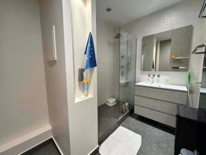 Universal Center Paris