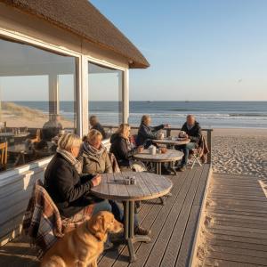 Cozy Seaside Escape on a Budget