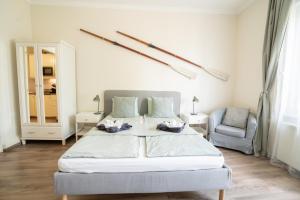 Vintage Panoramic Apartment