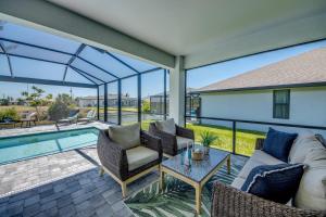 CoralVilla Breeze - new villa with pool, office