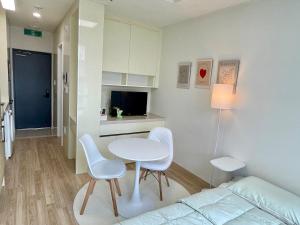 Cheonggyecheon Studio3